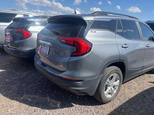 2021 GMC Terrain SLE