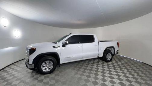 2025 GMC Sierra 1500 SLE