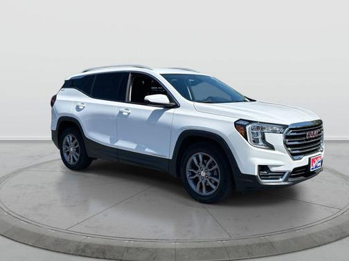 Summit White 2023 GMC Terrain SLT