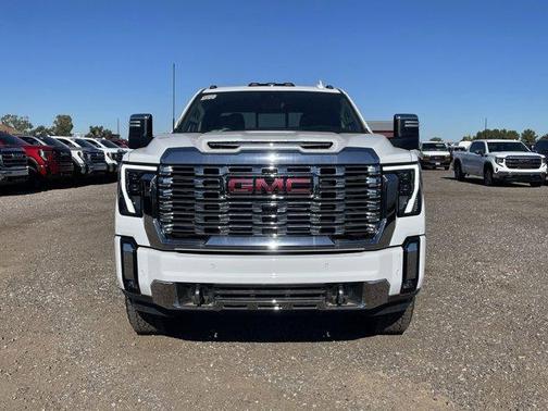 2025 GMC Sierra 2500 Denali