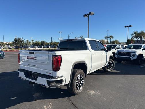2025 GMC Sierra 1500 AT4