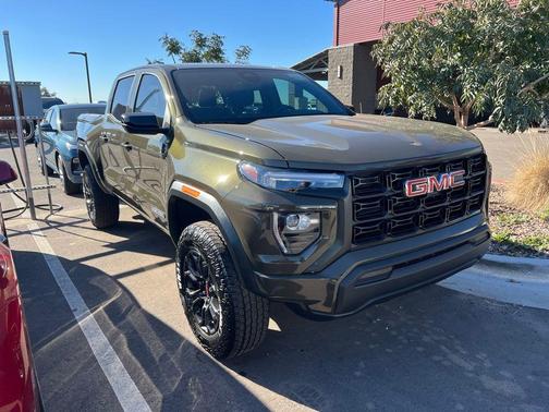 2025 GMC Canyon Elevation