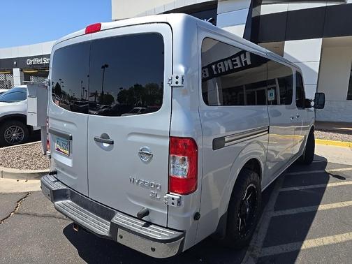 2017 Nissan NV Passenger NV3500 HD SL V8