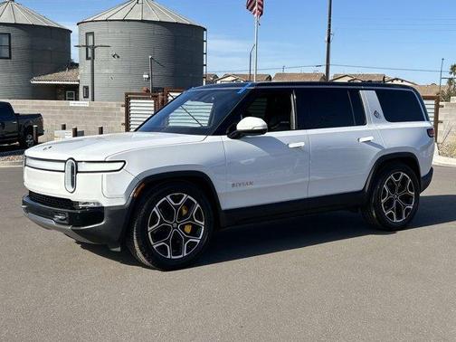 2023 Rivian R1S Adventure Quad Motor Large Pack