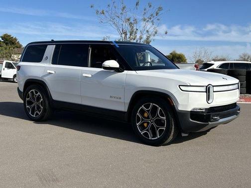 2023 Rivian R1S Adventure Quad Motor Large Pack