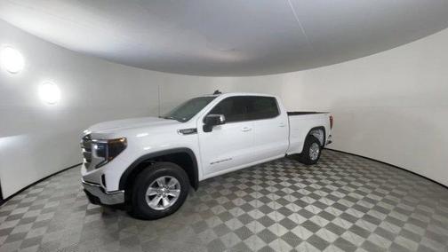 2025 GMC Sierra 1500 SLE