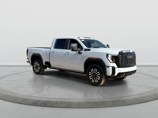 Glacier White 2026 GMC Sierra 2500 Denali Ultimate