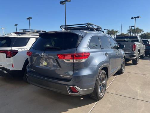 2019 Toyota Highlander Limited Platinum