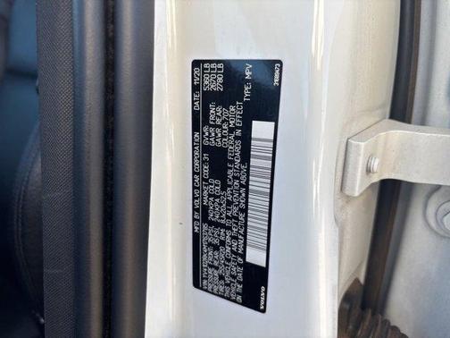 2021 Volvo XC60 T5 Momentum