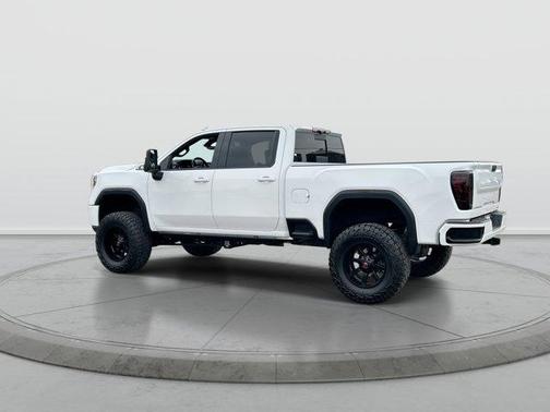Summit White 2021 GMC Sierra 2500 AT4