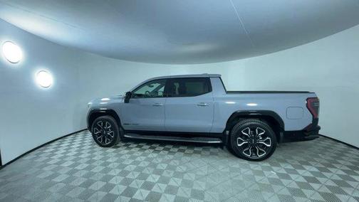 2024 GMC Sierra EV Denali