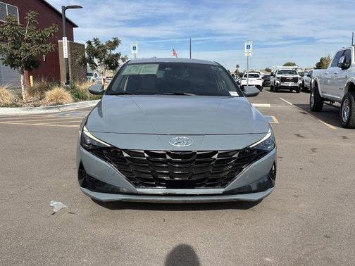 2023 Hyundai ELANTRA Limited