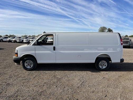 2025 GMC Savana 2500 Work Van