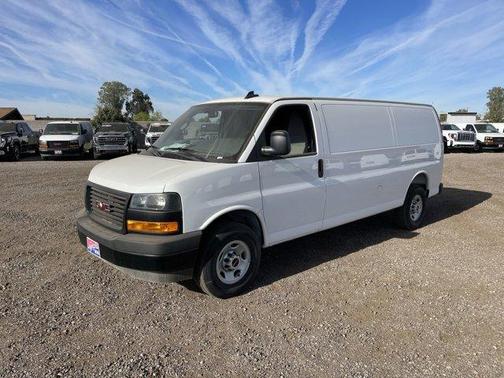 2025 GMC Savana 2500 Work Van