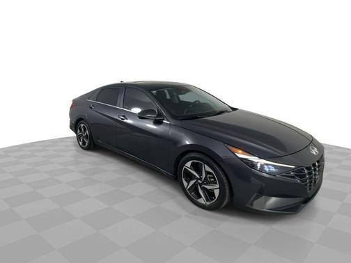 2022 Hyundai ELANTRA Limited