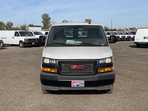 2025 GMC Savana 2500 Work Van