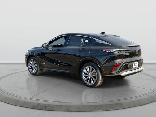 Ebony Twilight Metallic 2026 Buick Envista Avenir