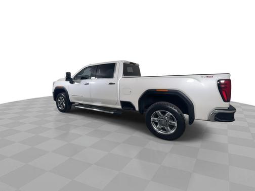 2025 GMC Sierra 2500 SLT