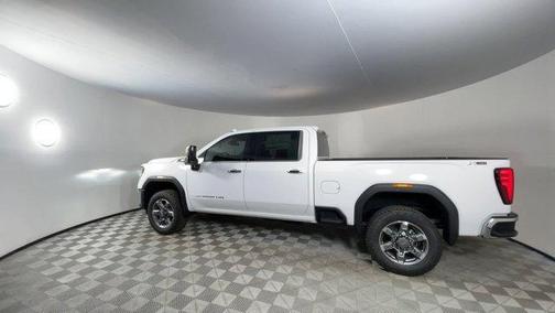 2025 GMC Sierra 2500 SLT