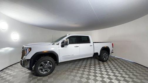2025 GMC Sierra 2500 SLT