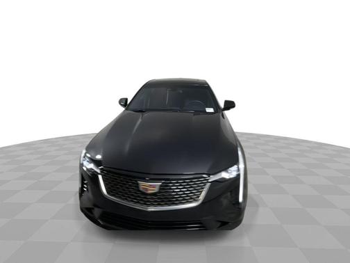 2024 Cadillac CT4 Luxury