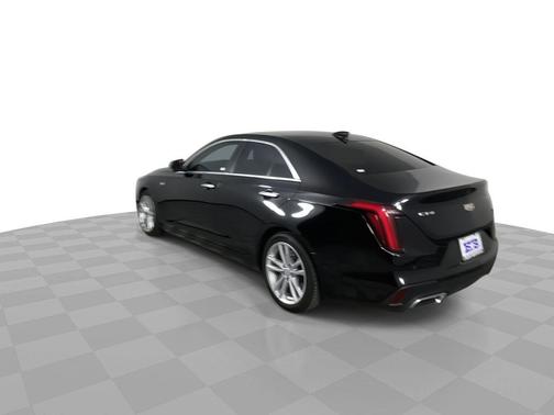2024 Cadillac CT4 Luxury