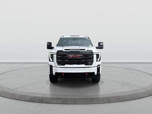 Summit White 2024 GMC Sierra 2500 AT4