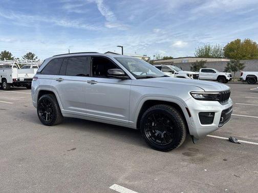 2022 Jeep Grand Cherokee Overland