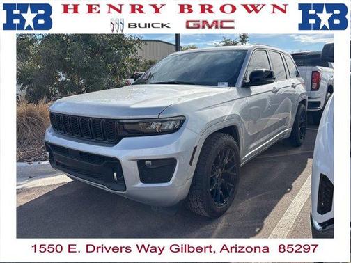 2022 Jeep Grand Cherokee Overland