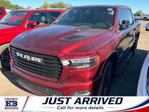 Delmonico Red Pearlcoat 2025 RAM 1500 Laramie