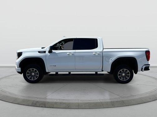 Summit White 2024 GMC Sierra 1500 AT4