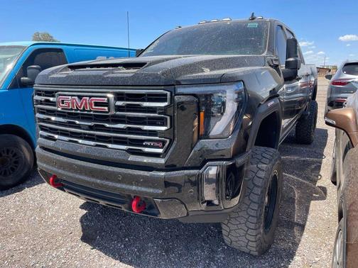 Onyx Black 2024 GMC Sierra 2500 AT4
