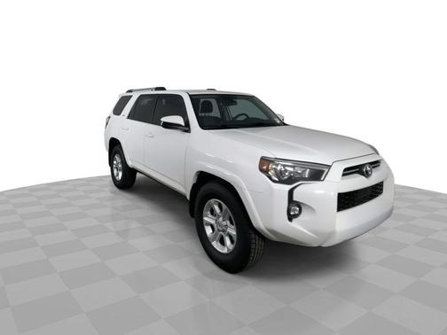 2022 Toyota 4Runner SR5