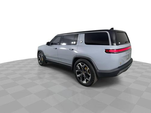 2023 Rivian R1S Launch Edition