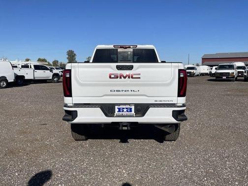 2025 GMC Sierra 2500 Denali