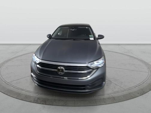 Platinum Gray Metallic 2024 Volkswagen Jetta 1.5T SE