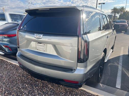 2023 Cadillac Escalade Sport Platinum