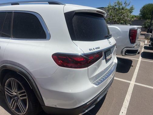 2024 Mercedes-Benz GLS 450 4MATIC