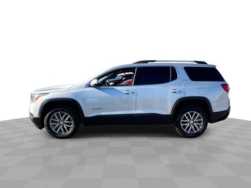 2018 GMC Acadia SLE-2