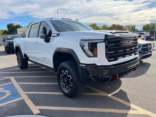 2025 GMC Sierra 2500 AT4X