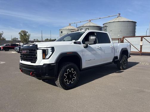 2025 GMC Sierra 2500 AT4X