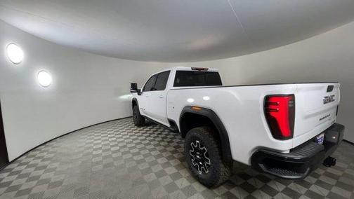 2025 GMC Sierra 2500 AT4X