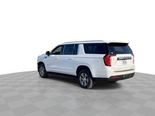 2023 GMC Yukon XL SLE