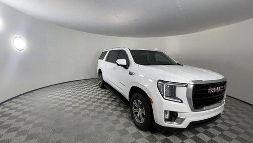 2023 GMC Yukon XL SLE