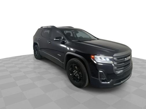 2022 GMC Acadia AT4