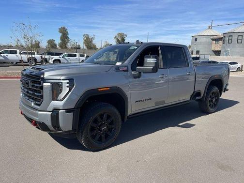 2025 GMC Sierra 2500 AT4