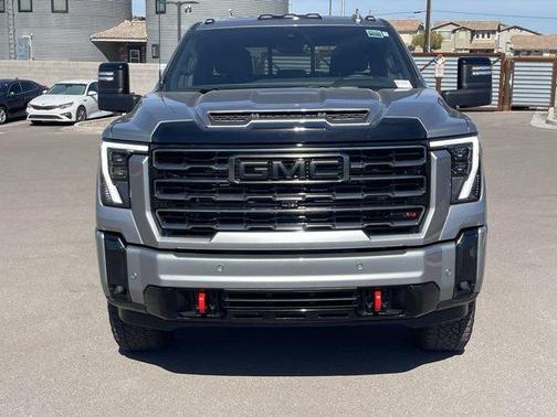 2025 GMC Sierra 2500 AT4