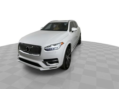 2022 Volvo XC90 Recharge Plug-In Hybrid T8 Inscription Extended Range 7P