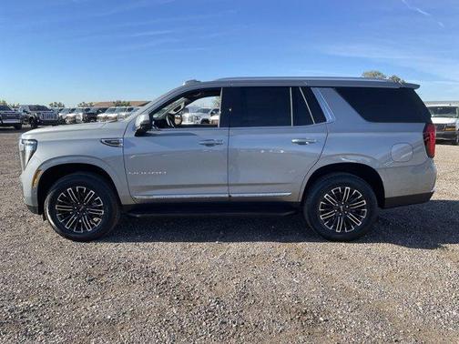 2025 GMC Yukon Elevation