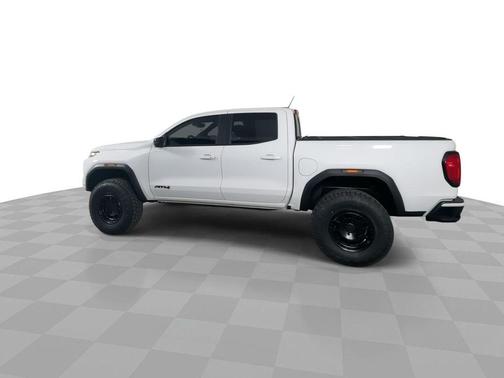 2025 GMC Canyon AT4